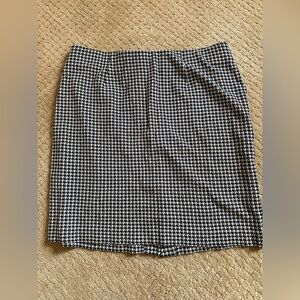 J.Jill Ponte Houndstooth Mini Pencil Skirt size M (10/12 for JJill)